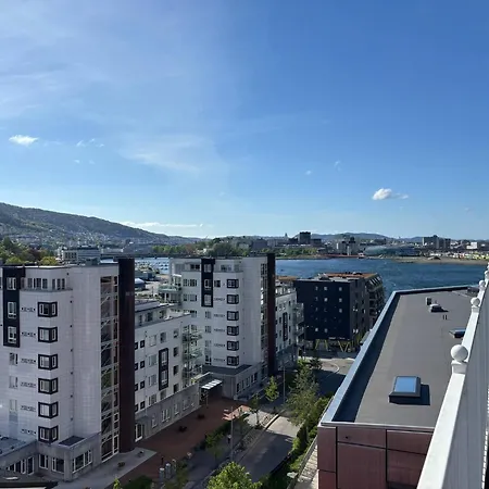 68 M2, 2 Soverom Og Sovealkove, Takterasse Apartment Bergen