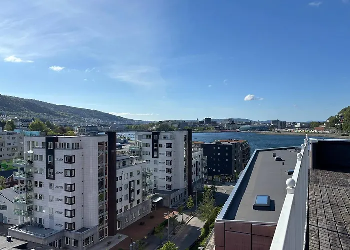 68 M2, 2 Soverom Og Sovealkove, Takterasse Appartement Bergen