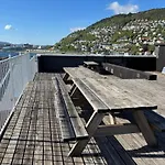 Apartmán 68 M2, 2 Soverom Og Sovealkove, Takterasse *
